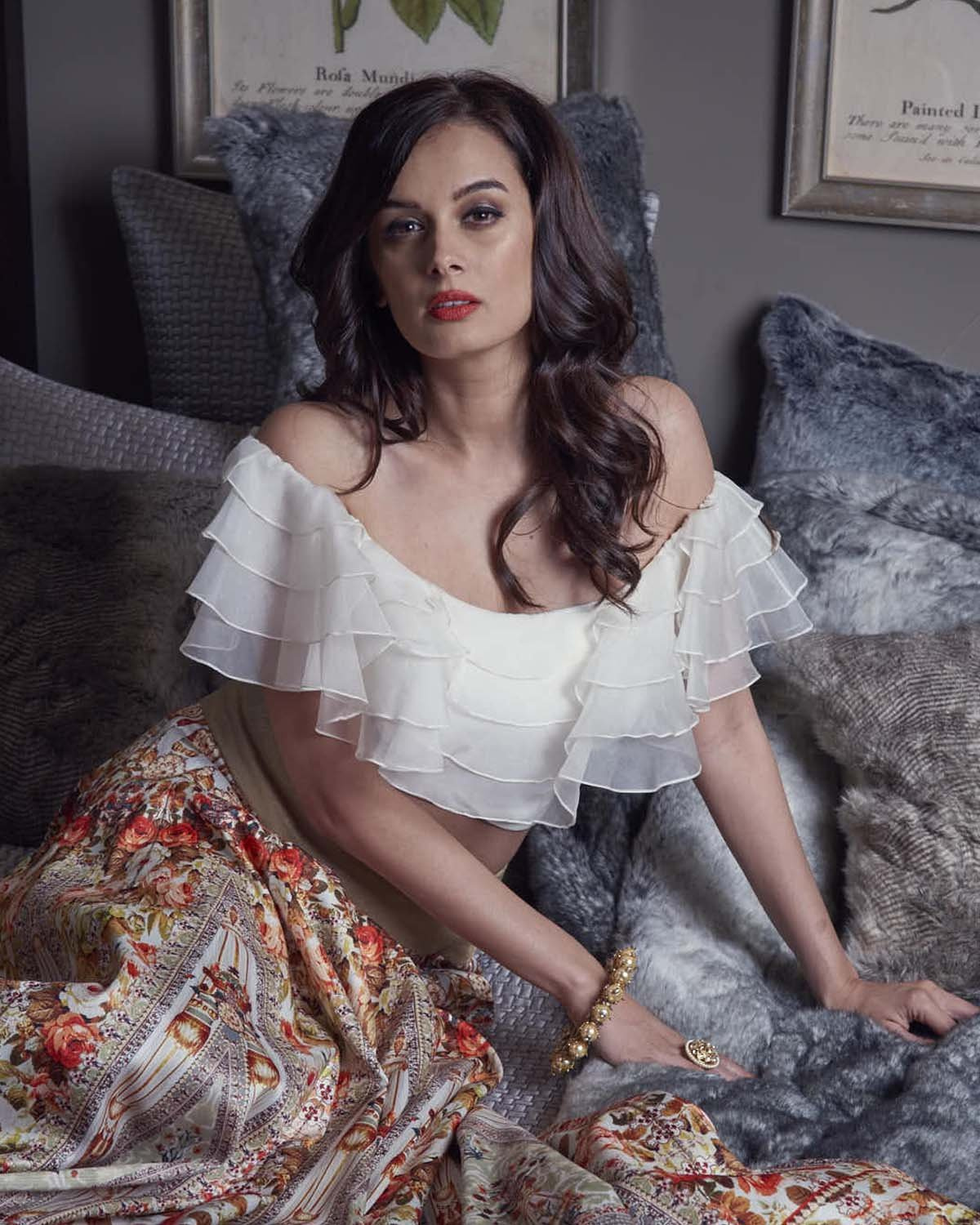 Evelyn Sharma Top And Skirt