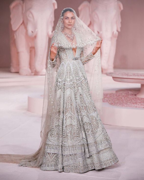 Kara Anarkali Set