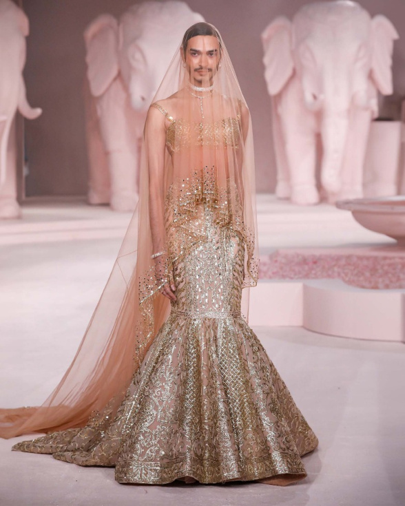 Victor Lehenga Set