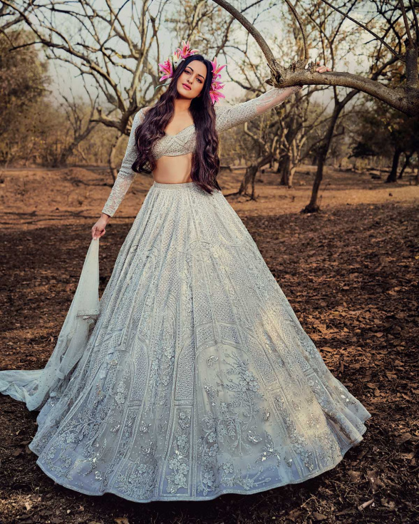 Sonakshi Sinha Ivory Hued, Crystals Encrusted, Embroidered Lehenga Set