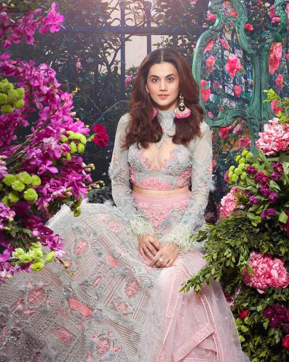 Taapsee Pannu Pink Embroider Lehenga Set With Feather