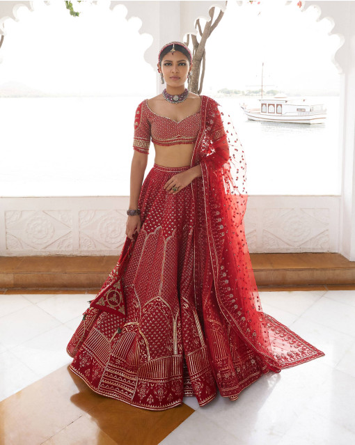 Shop designer bridal lehenga for wedding at 20% off Online | Vastrachowk –  vastrachowk