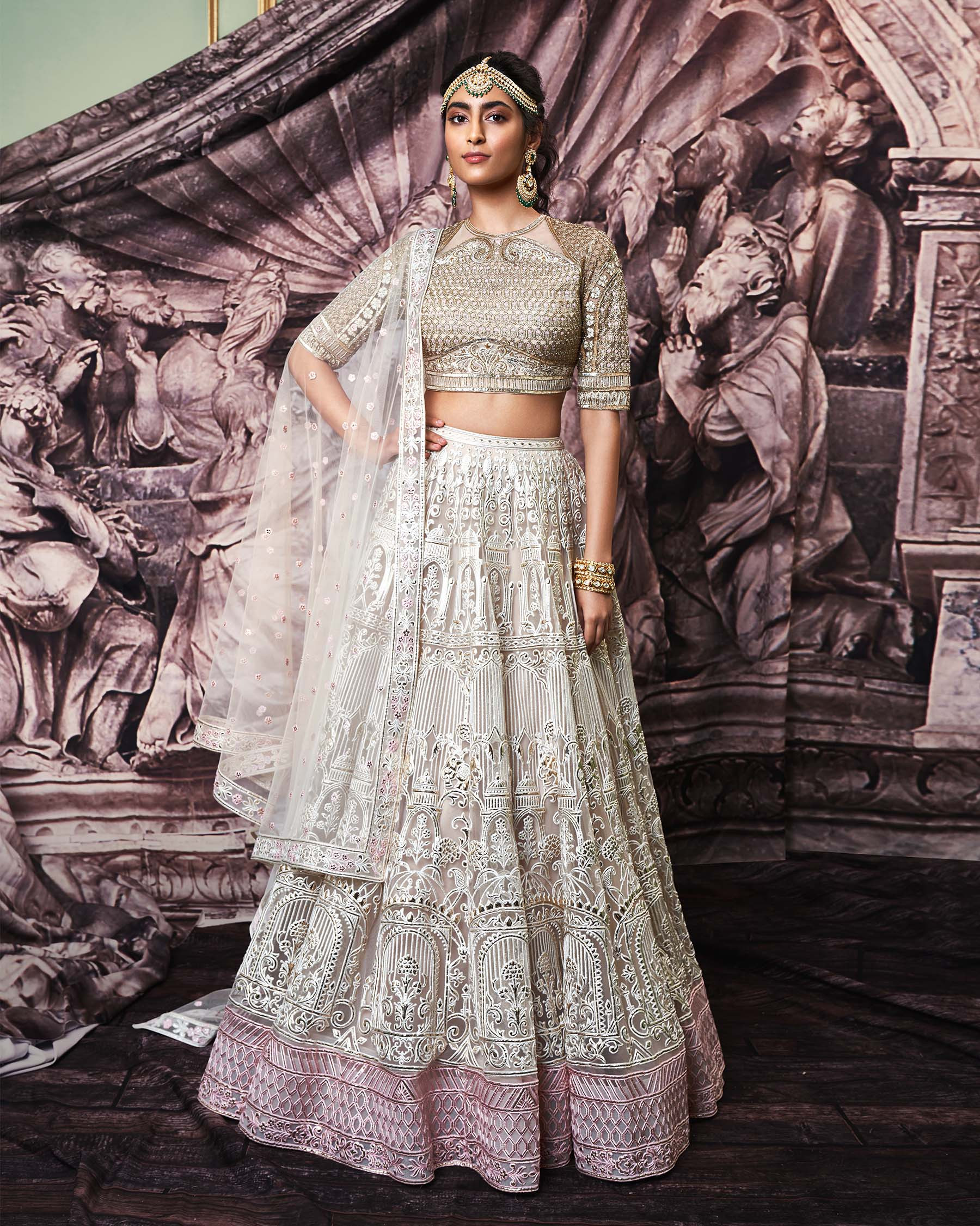 Embellished Indian Pink and Golden Lehenga Choli #BN1177 | Golden lehenga,  Indian bridal wear, Bridal lehenga choli