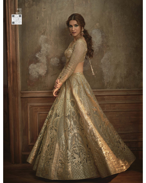 Kriti Sanon Golden chrome applique Lehenga