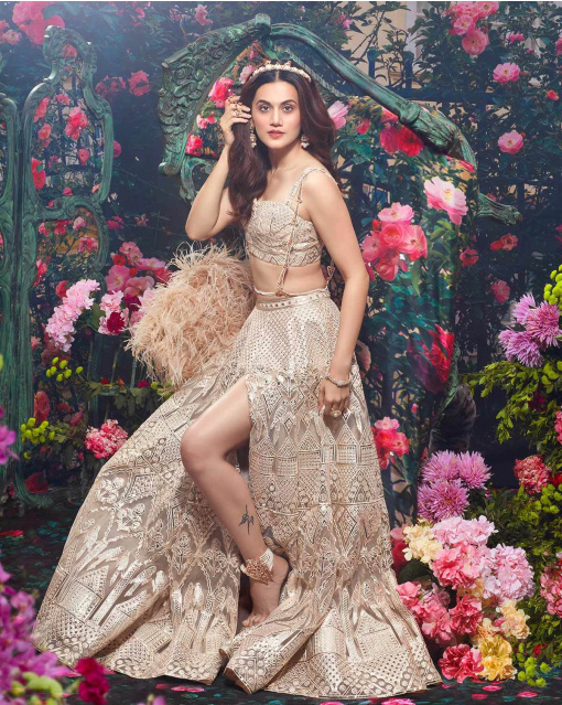 Taapsee Pannu Gold Embroider Lehenga Set 