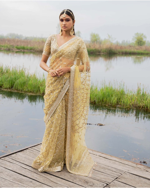 13 Gorgeous Bengali Bridal Banarasi Saree Designs For 2022