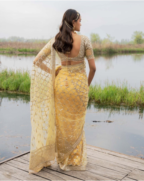 latest saree design- Shop latest saree designs for wedding