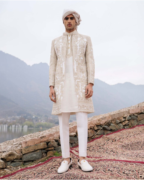 Buy Men s Wedding Designer Sherwani online