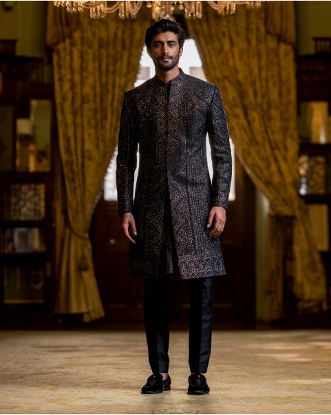 Dax sherwani set