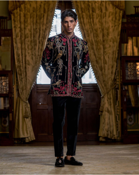 Sacha sherwani set