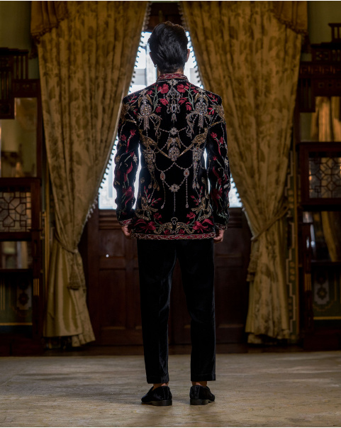 Sacha sherwani set