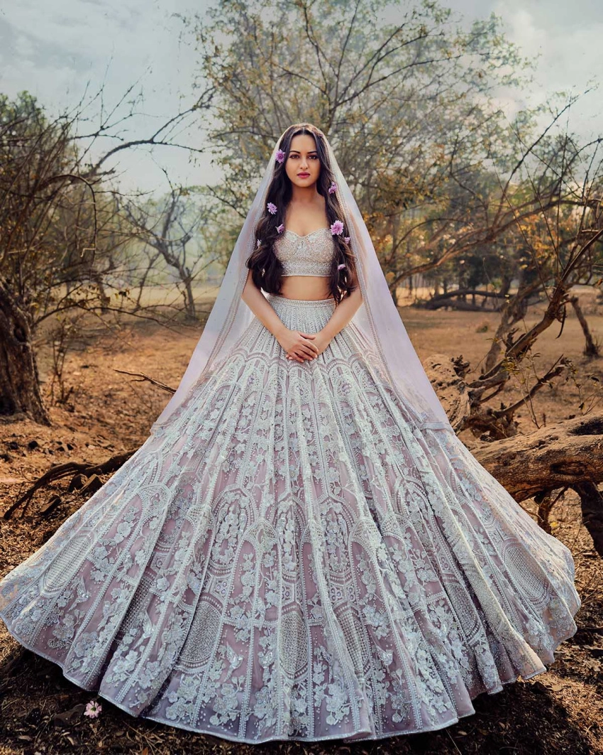 Sonakshi Sinha Light Pink Foliage Embroidered Lehenga Set