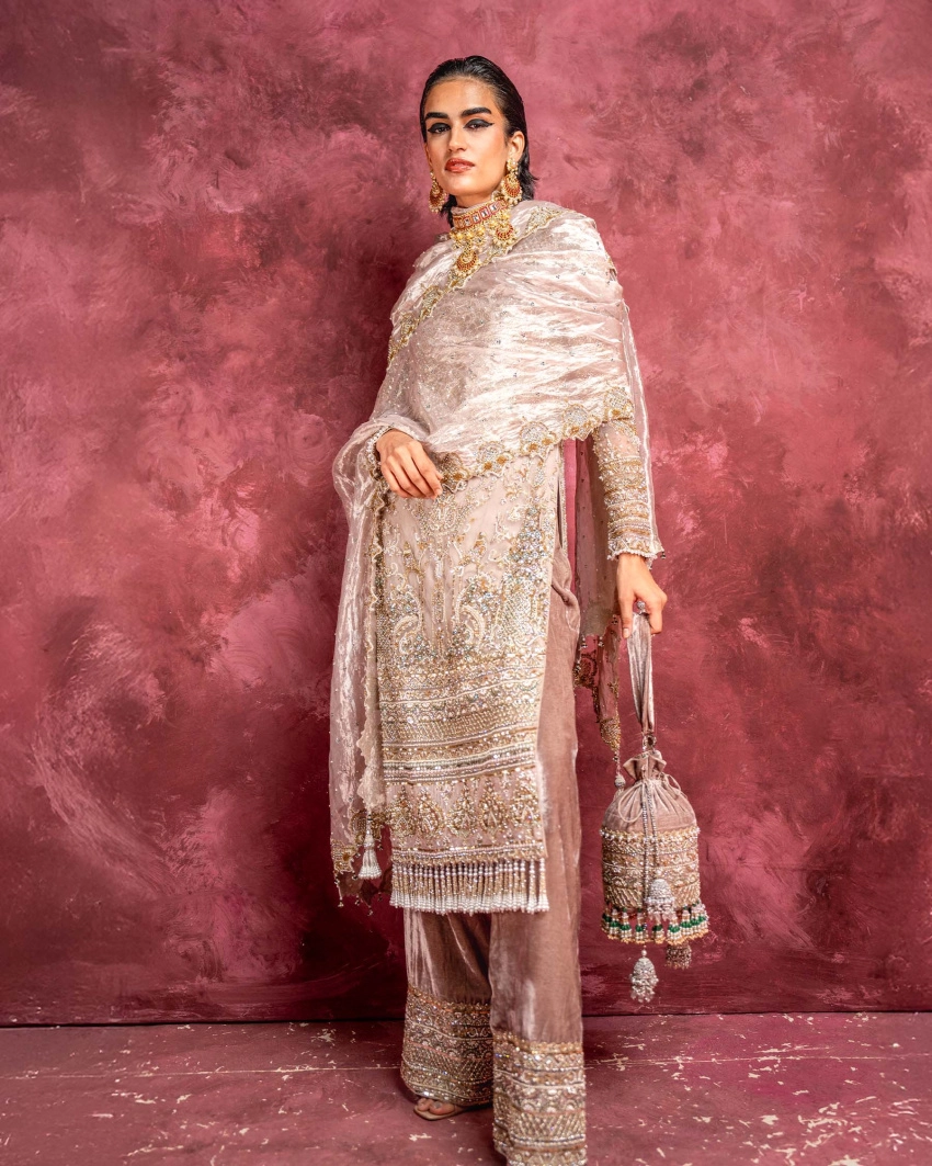 Anaise Kurta Set