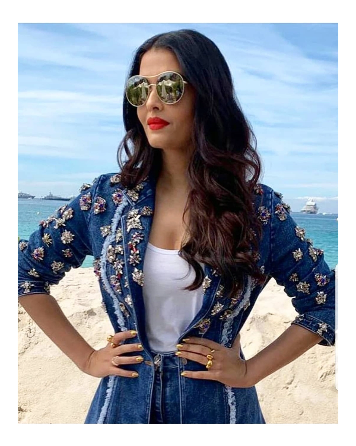 Aishwarya Rai Bachchan Blue Short Dress