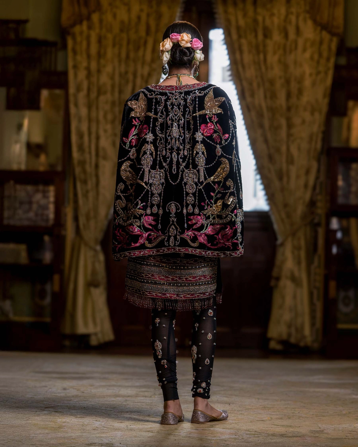 Daisy Midnight Black, Velvet Kurta Set