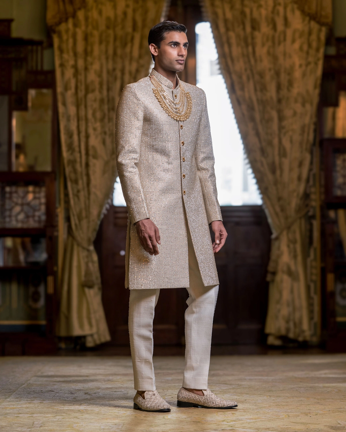 Noe Sherwani Set