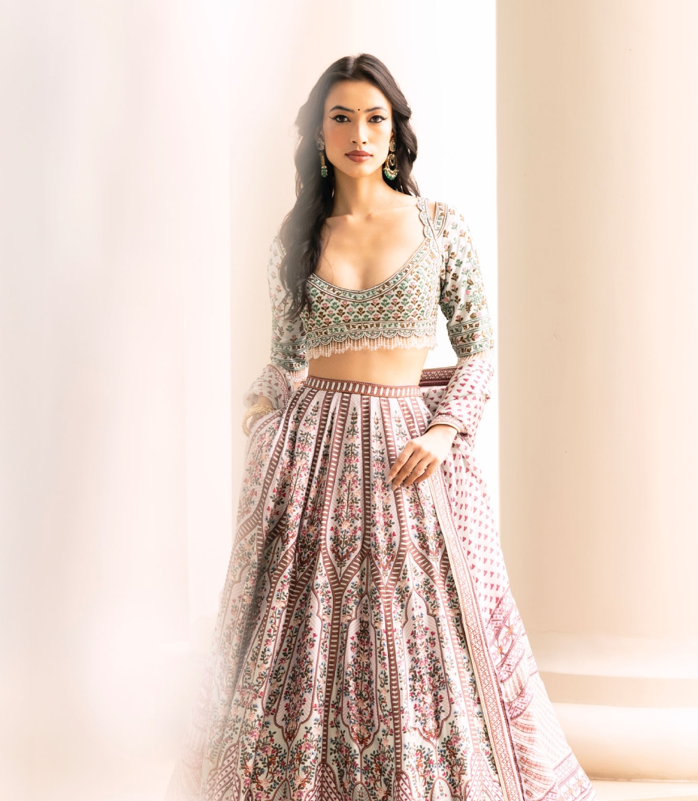 Bridal-lehenga-Collection_falguni-shane-peacock
